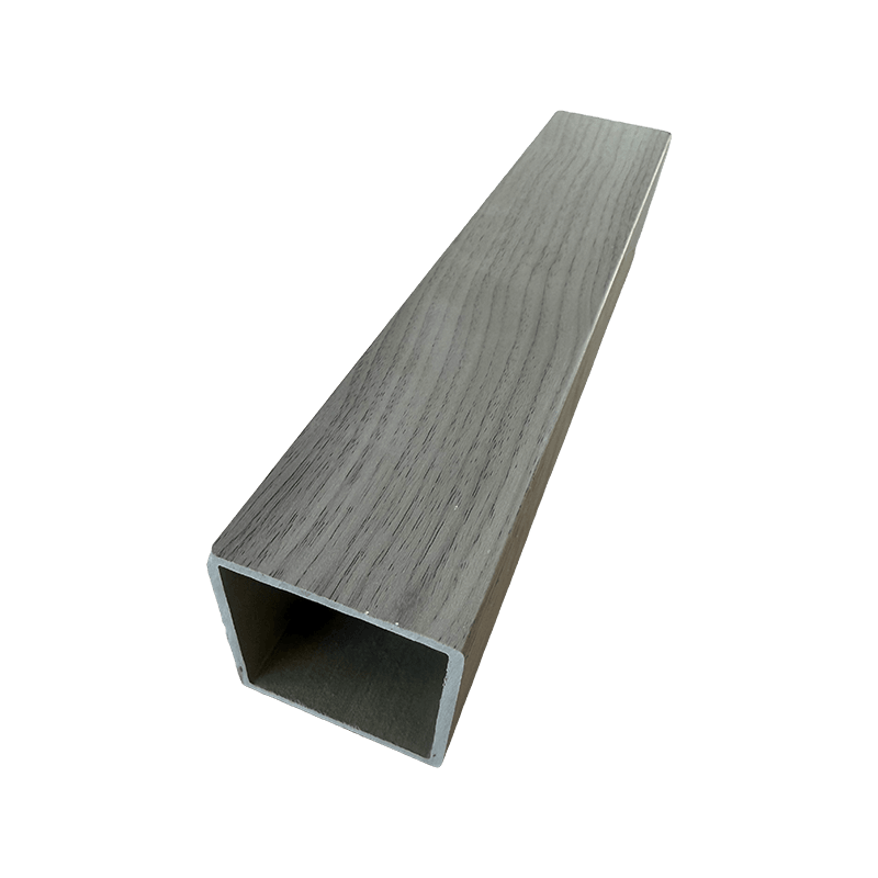 Tube carré en PVC à port unique